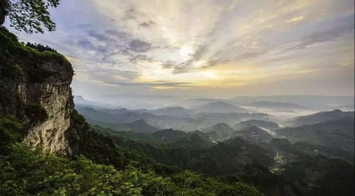 重庆周边旅游必去景点（重庆周边旅游必去景点排名）